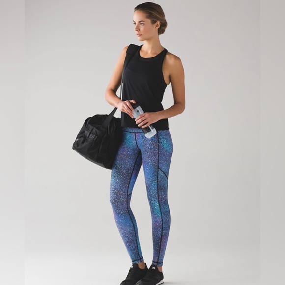 BNWOT Lululemon Speed Tight V Strive Multi Black size 6 - Picture 1 of 10